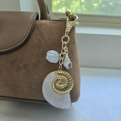 Bag charm with Ocean vibes | one of a kind elegant gold seashell charm