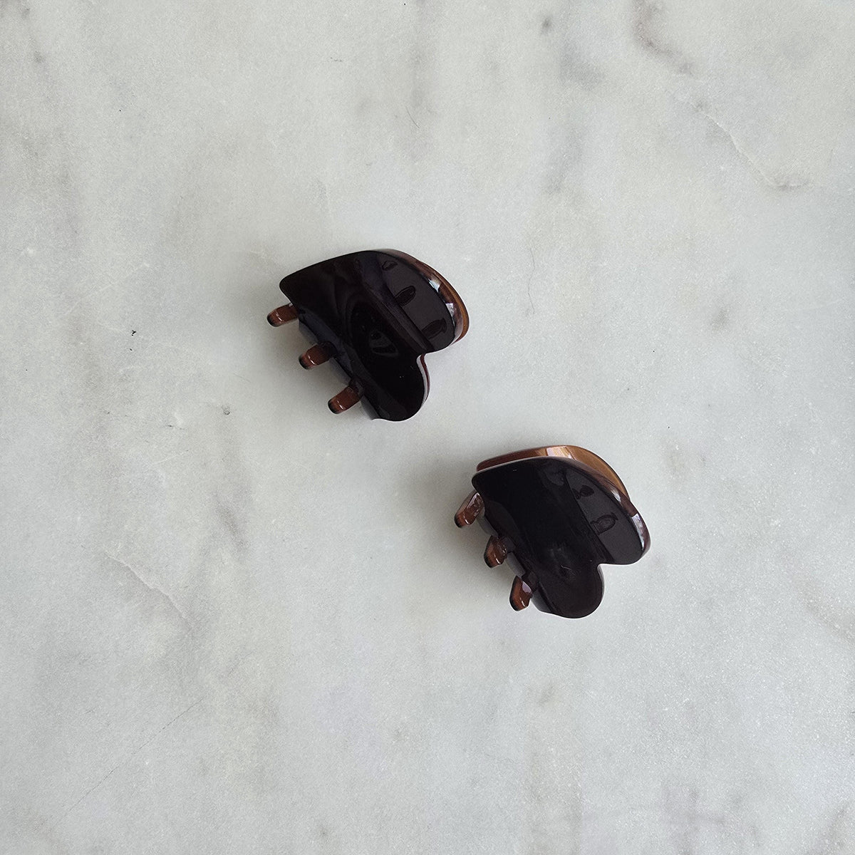 Acetate Tiny heart Claw Clip, Tortoise Hair Clip, Gold Metal French Hair Claw, product photo 6 from Rey & Luck Co